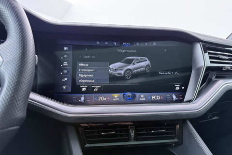 Volkswagen Touareg 3.0 TSi eHybrid 4MOTION R | Luchtvering | Panoramadak | Dynaudio | 360° Camera | Head-Up | Trekhaak | Massage | ACC