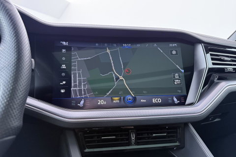 Volkswagen Touareg 3.0 TSi eHybrid 4MOTION R | Luchtvering | Panoramadak | Dynaudio | 360° Camera | Head-Up | Trekhaak | Massage | ACC