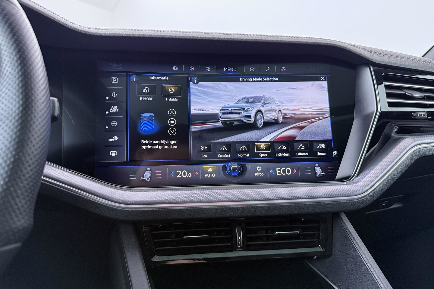 Volkswagen Touareg 3.0 TSi eHybrid 4MOTION R | Luchtvering | Panoramadak | Dynaudio | 360° Camera | Head-Up | Trekhaak | Massage | ACC