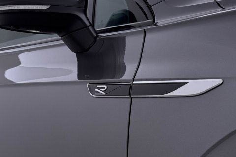 Volkswagen Touareg 3.0 TSi eHybrid 4MOTION R | Luchtvering | Panoramadak | Dynaudio | 360° Camera | Head-Up | Trekhaak | Massage | ACC
