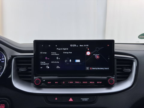 Kia Xceed 1.6 GDi PHEV DynamicPlusLine (Plug-In) {SoH-97%} (INCL-BTW ) Aut.*LEATHER-FABRIC | FULL-LED | KEYLESS | NAVI-FULLMAP | HEATED-SPORTSEATS | CAMERA | DAB | LANE-ASSIST | CRUISE | PRIVACY-GLASS | 16''ALU*