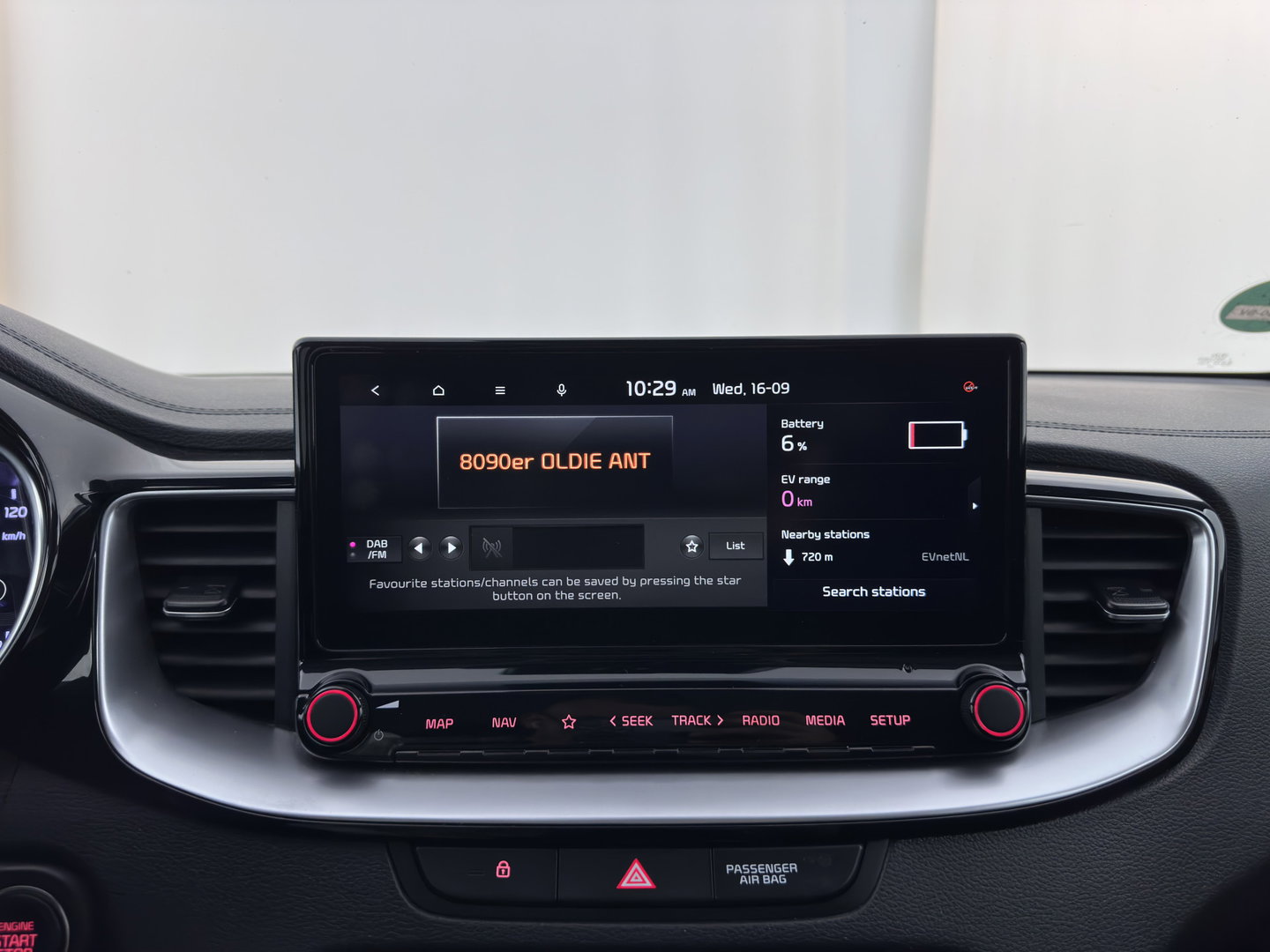 Kia Xceed 1.6 GDi PHEV DynamicPlusLine (Plug-In) {SoH-97%} (INCL-BTW ) Aut.*LEATHER-FABRIC | FULL-LED | KEYLESS | NAVI-FULLMAP | HEATED-SPORTSEATS | CAMERA | DAB | LANE-ASSIST | CRUISE | PRIVACY-GLASS | 16''ALU*