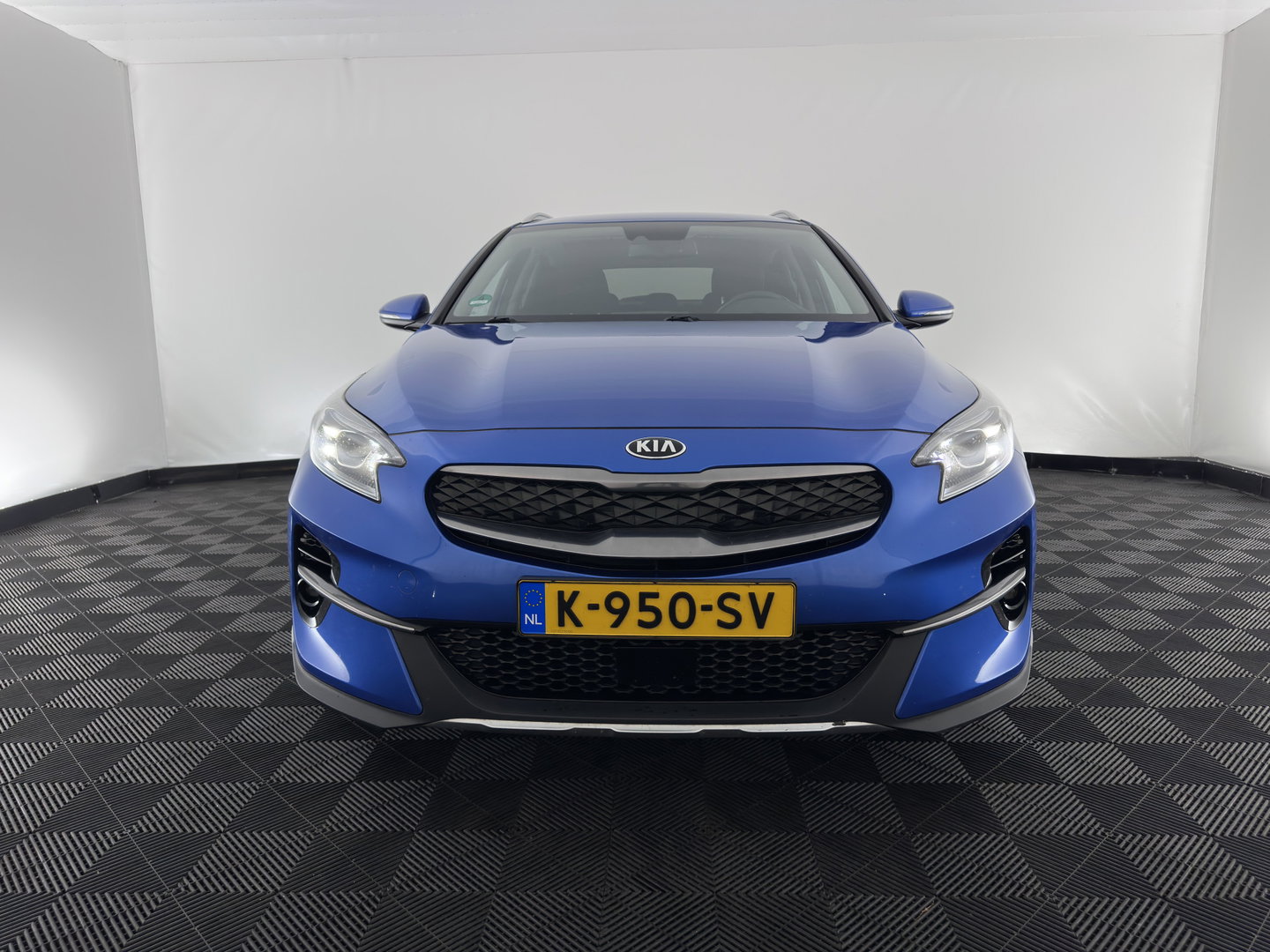 Kia Xceed 1.6 GDi PHEV DynamicPlusLine (Plug-In) {SoH-97%} (INCL-BTW ) Aut.*LEATHER-FABRIC | FULL-LED | KEYLESS | NAVI-FULLMAP | HEATED-SPORTSEATS | CAMERA | DAB | LANE-ASSIST | CRUISE | PRIVACY-GLASS | 16''ALU*