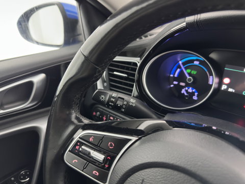 Kia Xceed 1.6 GDi PHEV DynamicPlusLine (Plug-In) {SoH-97%} (INCL-BTW ) Aut.*LEATHER-FABRIC | FULL-LED | KEYLESS | NAVI-FULLMAP | HEATED-SPORTSEATS | CAMERA | DAB | LANE-ASSIST | CRUISE | PRIVACY-GLASS | 16''ALU*