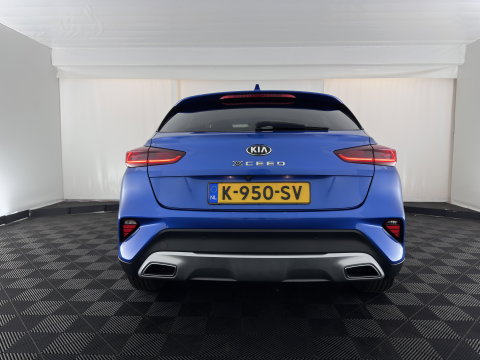 Kia Xceed 1.6 GDi PHEV DynamicPlusLine (Plug-In) {SoH-97%} (INCL-BTW ) Aut.*LEATHER-FABRIC | FULL-LED | KEYLESS | NAVI-FULLMAP | HEATED-SPORTSEATS | CAMERA | DAB | LANE-ASSIST | CRUISE | PRIVACY-GLASS | 16''ALU*