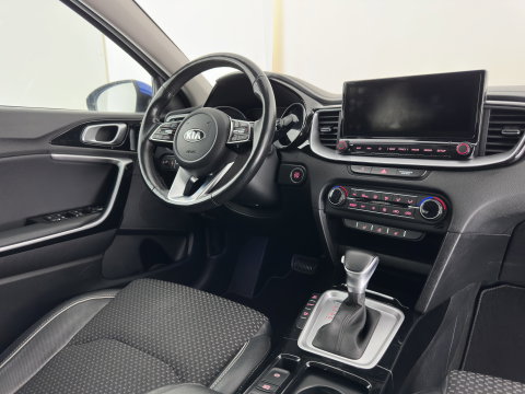 Kia Xceed 1.6 GDi PHEV DynamicPlusLine (Plug-In) {SoH-97%} (INCL-BTW ) Aut.*LEATHER-FABRIC | FULL-LED | KEYLESS | NAVI-FULLMAP | HEATED-SPORTSEATS | CAMERA | DAB | LANE-ASSIST | CRUISE | PRIVACY-GLASS | 16''ALU*