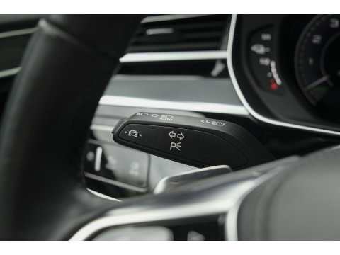 Audi A8 60 TFSIe 462pk S-Line Quattro Panoramdak *BTW* B&O *SOH 100%* 4-Wielsturing RS stoelen Luchtvering Massage Stoelkoeling