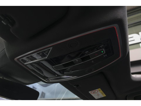 Audi A8 60 TFSIe 462pk S-Line Quattro Panoramdak *BTW* B&O *SOH 100%* 4-Wielsturing RS stoelen Luchtvering Massage Stoelkoeling