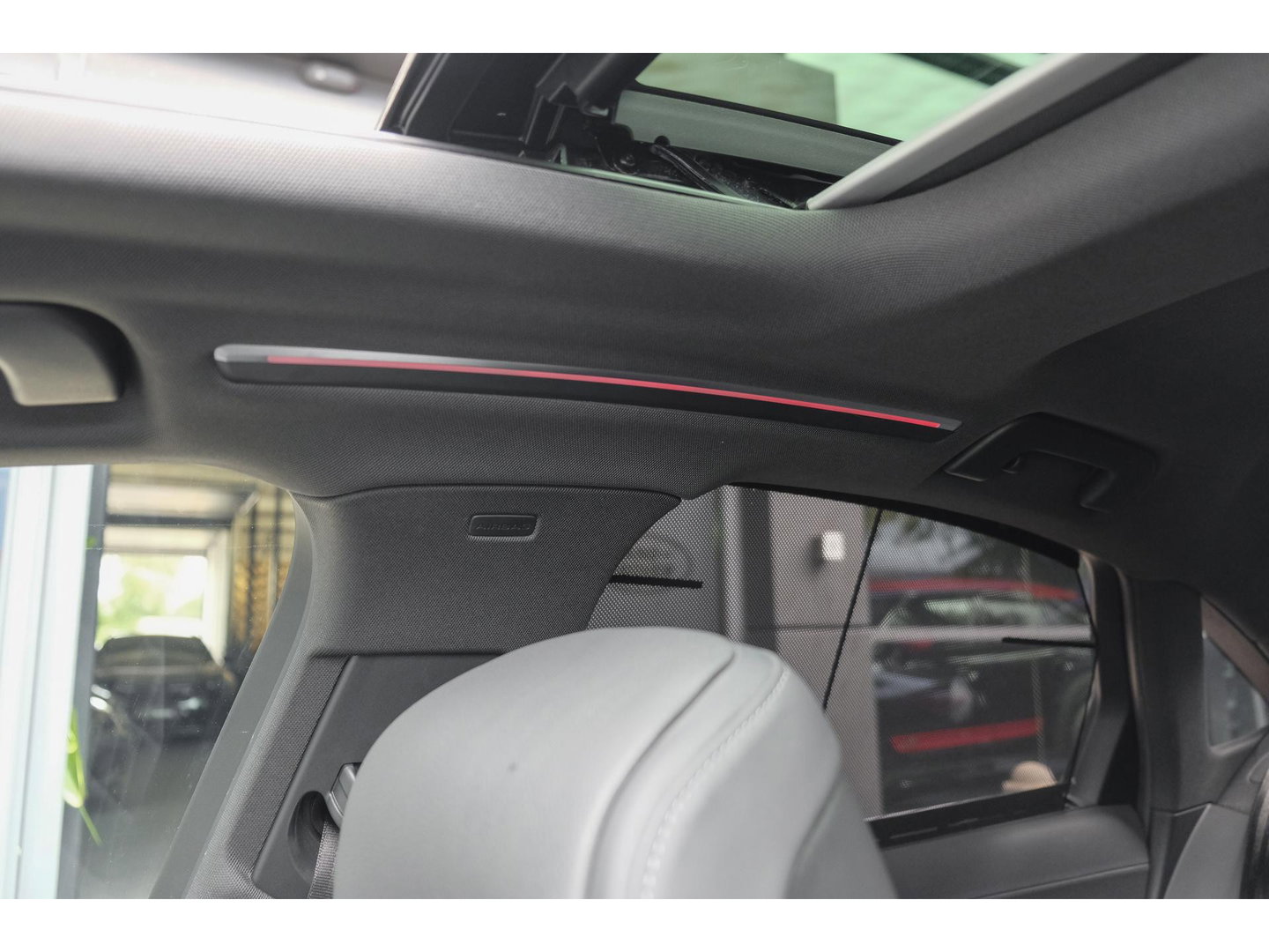 Audi A8 60 TFSIe 462pk S-Line Quattro Panoramdak *BTW* B&O *SOH 100%* 4-Wielsturing RS stoelen Luchtvering Massage Stoelkoeling
