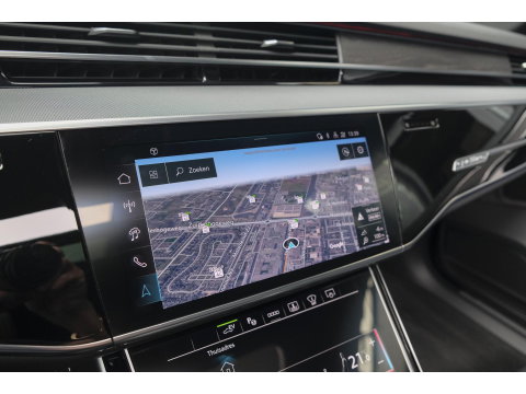Audi A8 60 TFSIe 462pk S-Line Quattro Panoramdak *BTW* B&O *SOH 100%* 4-Wielsturing RS stoelen Luchtvering Massage Stoelkoeling
