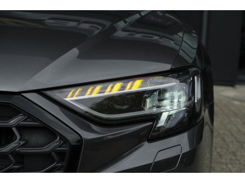 Audi A8 60 TFSIe 462pk S-Line Quattro Panoramdak *BTW* B&O *SOH 100%* 4-Wielsturing RS stoelen Luchtvering Massage Stoelkoeling