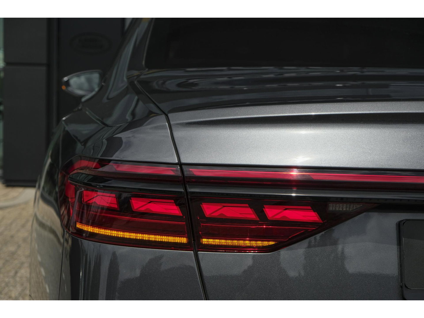 Audi A8 60 TFSIe 462pk S-Line Quattro Panoramdak *BTW* B&O *SOH 100%* 4-Wielsturing RS stoelen Luchtvering Massage Stoelkoeling