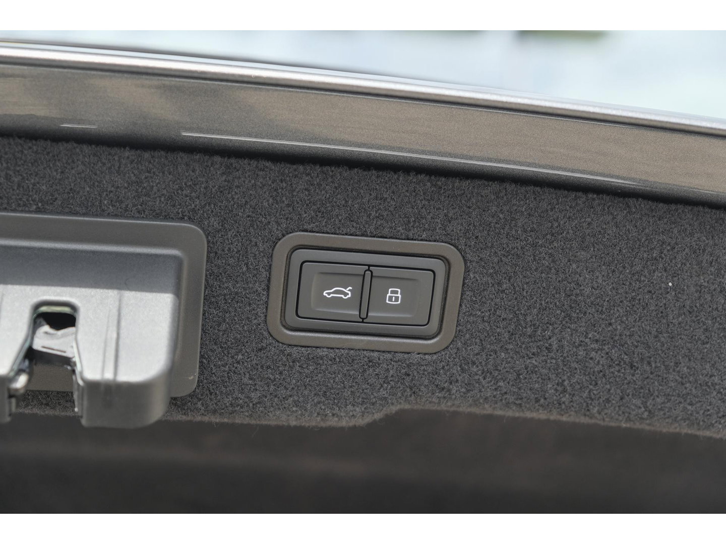 Audi A8 60 TFSIe 462pk S-Line Quattro Panoramdak *BTW* B&O *SOH 100%* 4-Wielsturing RS stoelen Luchtvering Massage Stoelkoeling