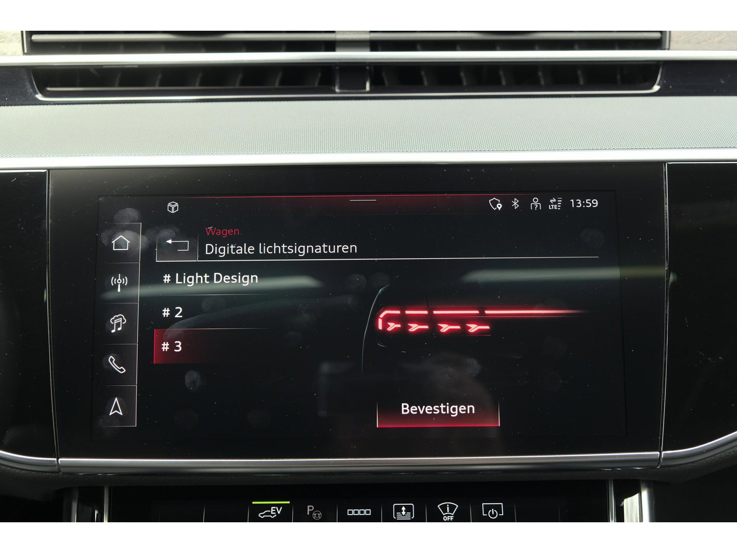 Audi A8 60 TFSIe 462pk S-Line Quattro Panoramdak *BTW* B&O *SOH 100%* 4-Wielsturing RS stoelen Luchtvering Massage Stoelkoeling