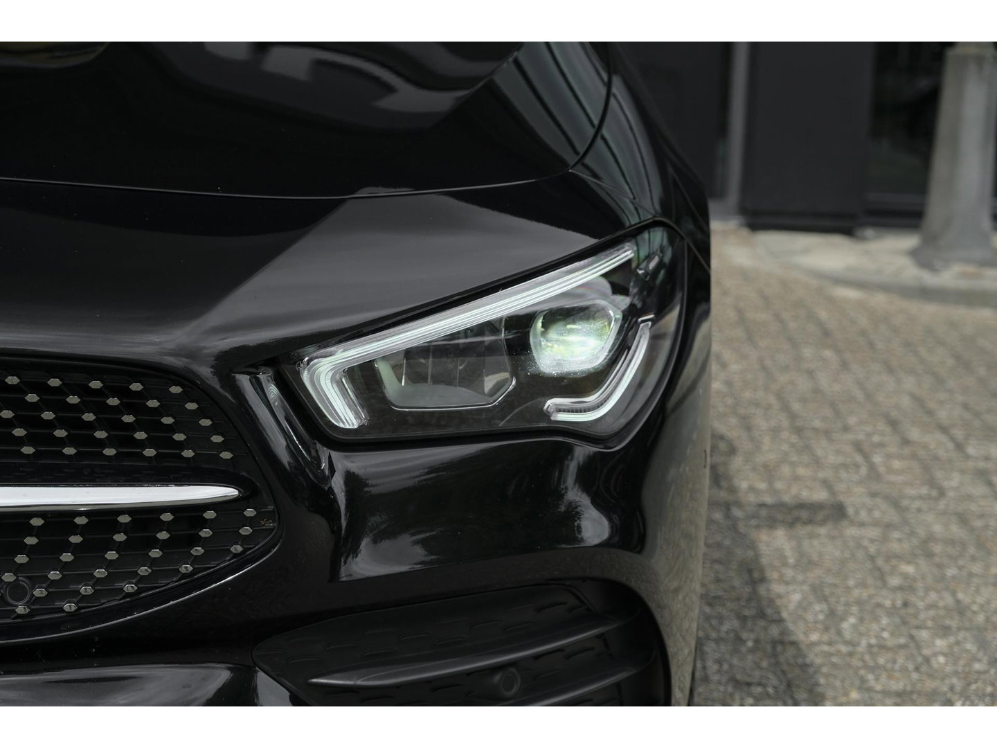 Mercedes-Benz CLA-Klasse CLA250 AMG 224pk Panoramadak Night pakket Widescreen Sfeerverlichting 19" LMV
