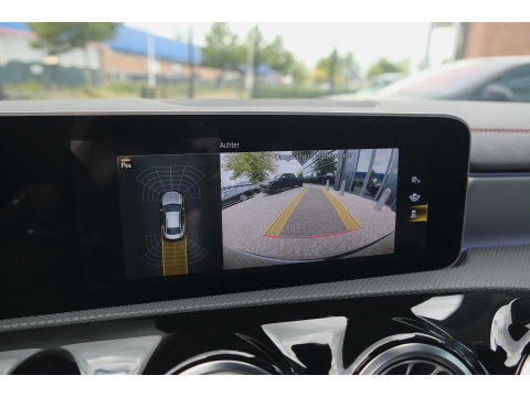 Mercedes-Benz CLA-Klasse CLA250 AMG 224pk Panoramadak Night pakket Widescreen Sfeerverlichting 19" LMV