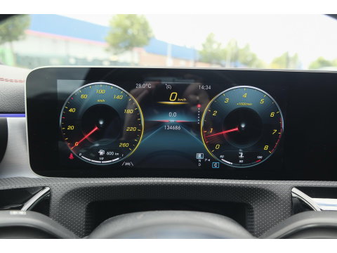 Mercedes-Benz CLA-Klasse CLA250 AMG 224pk Panoramadak Night pakket Widescreen Sfeerverlichting 19" LMV