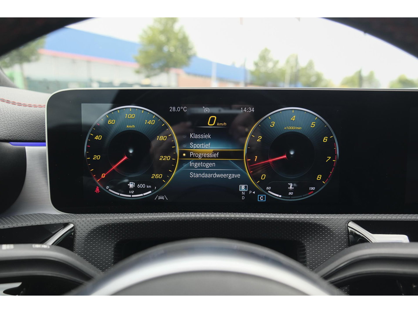 Mercedes-Benz CLA-Klasse CLA250 AMG 224pk Panoramadak Night pakket Widescreen Sfeerverlichting 19" LMV