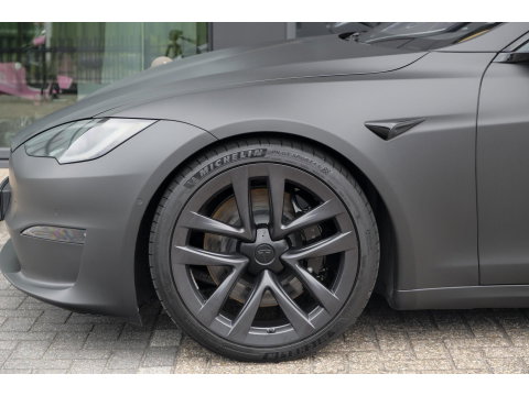 Tesla Model S Plaid 1020pk Yoke stuur FSD *BTW* *SOH 87%* Panoramadak Full Self Drive NLauto 21' LMV