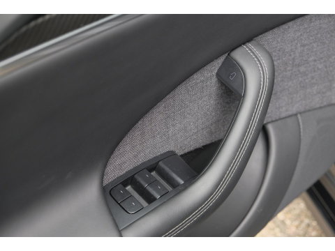 Tesla Model S Plaid 1020pk Yoke stuur FSD *BTW* *SOH 87%* Panoramadak Full Self Drive NLauto 21' LMV