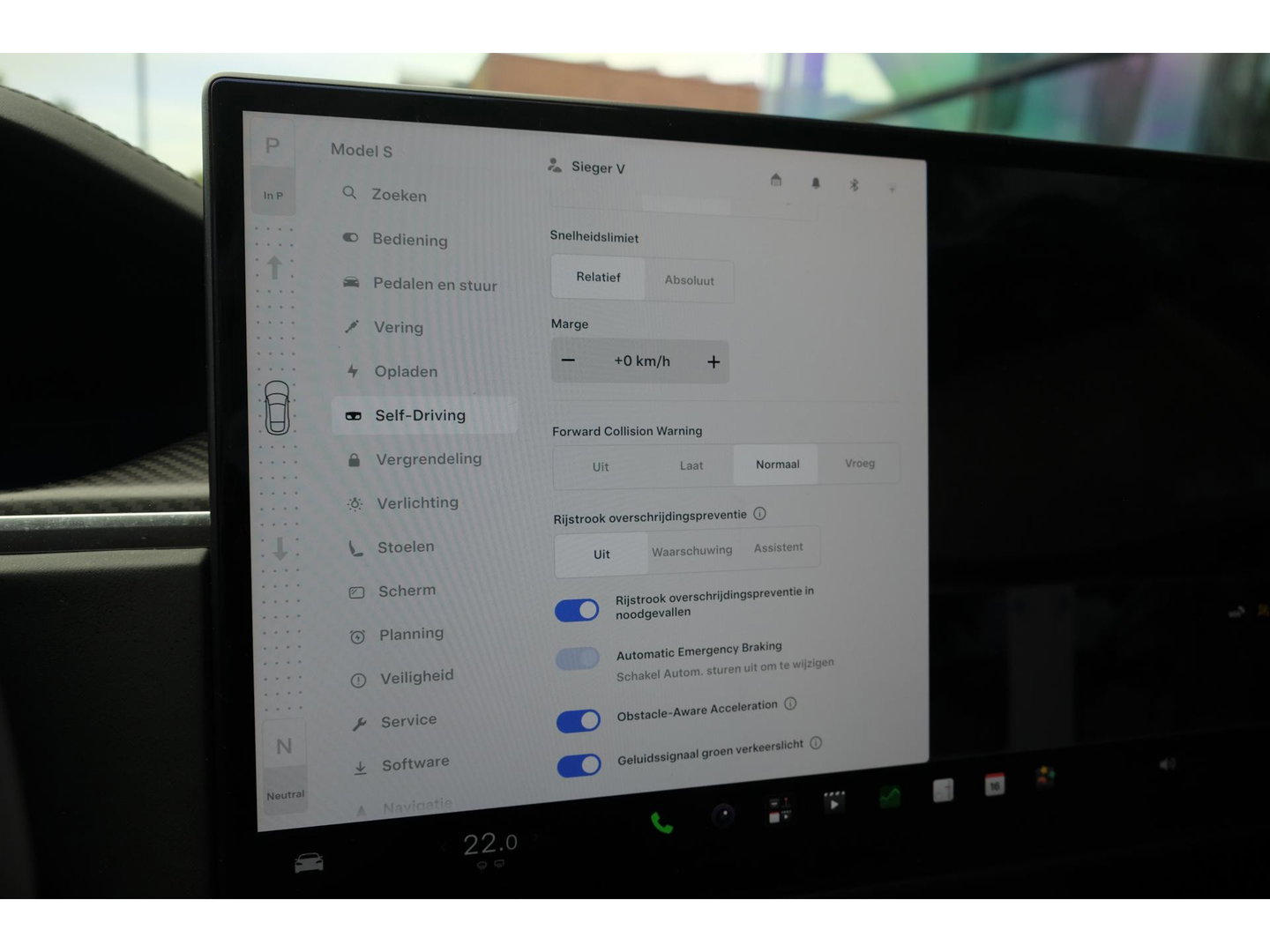 Tesla Model S Plaid 1020pk Yoke stuur FSD *BTW* *SOH 87%* Panoramadak Full Self Drive NLauto 21' LMV