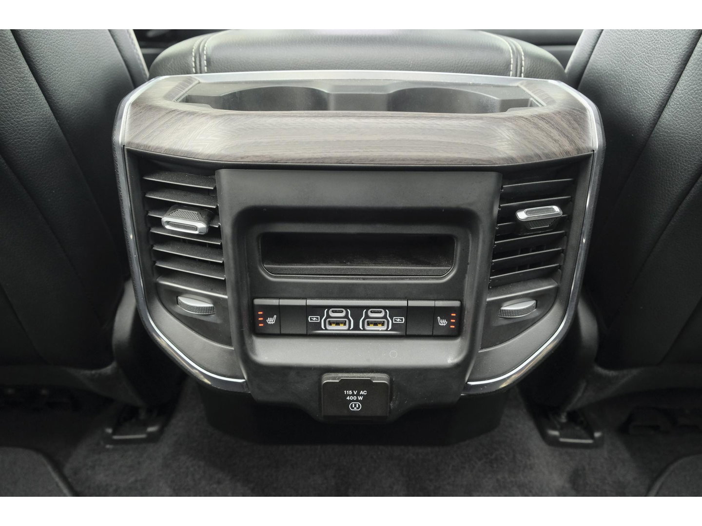 Dodge Ram 1500 3.0 V6 426pk SST Hurricane LPG Panoramadak Custom Wheels Alpine audio Stoelkoeling Trekhaak 3500kg