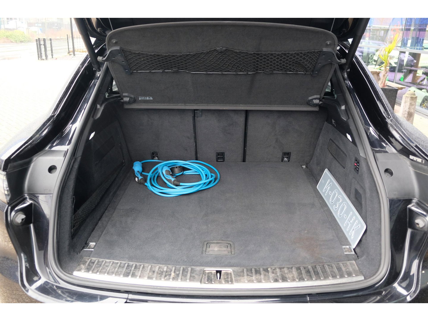 Porsche Cayenne Coupé 4.0 V8 Turbo S 680pk E-Hybrid Panoramadak *SOH 89%* Keramisch *BTW* Massage Trekhaak Stoelkoeling Luchtvering