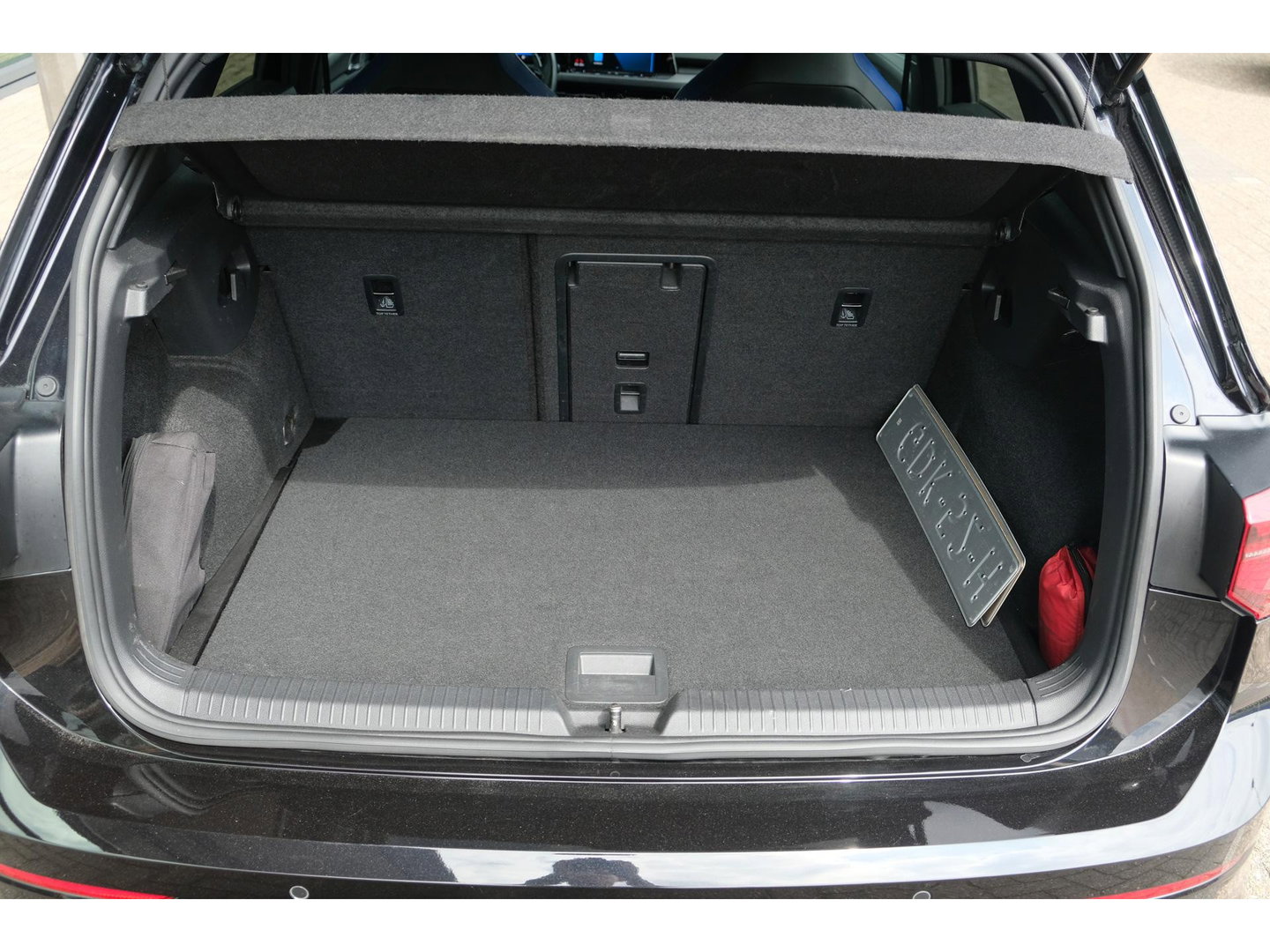 Volkswagen Golf R 2.0 TSI 320pk 8R 4Motion Performance Akrapovic Panoramadak Black edition IQ light DCC Camera