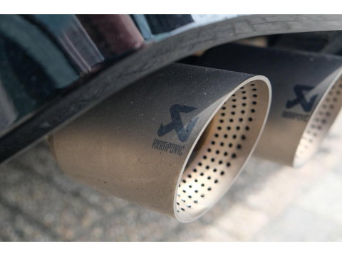 Volkswagen Golf R 2.0 TSI 320pk 8R 4Motion Performance Akrapovic Panoramadak Black edition IQ light DCC Camera