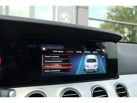 Mercedes-Benz E-Klasse E300e AMG 320pk Panoramadak Burmester Widescreen Leder NLauto 1e Eigenaar!