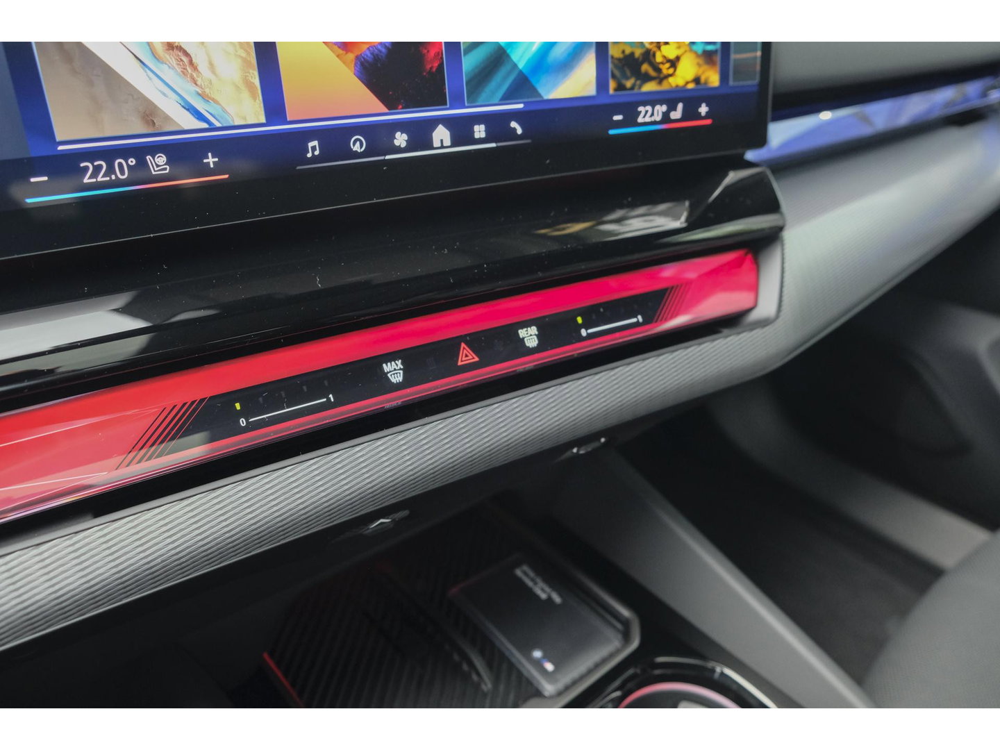 BMW 5 Serie Touring 550e 490pk M-sport xDrive Panoramadak *BTW* Bowers&Wilkins Trekhaak Head-up M-perfomance look