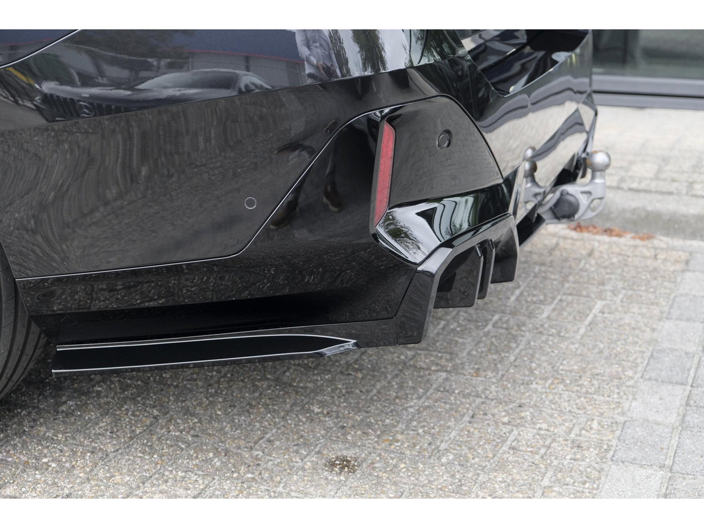 BMW 5 Serie Touring 550e 490pk M-sport xDrive Panoramadak *BTW* Bowers&Wilkins Trekhaak Head-up M-perfomance look