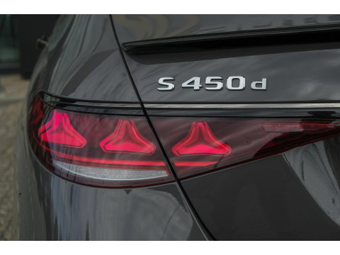Mercedes-Benz S-Klasse S450d AMG 390pk Lang MJ 2027 VOL!! Chauffeurspakket Rear entertainment 4-seater *BTW*