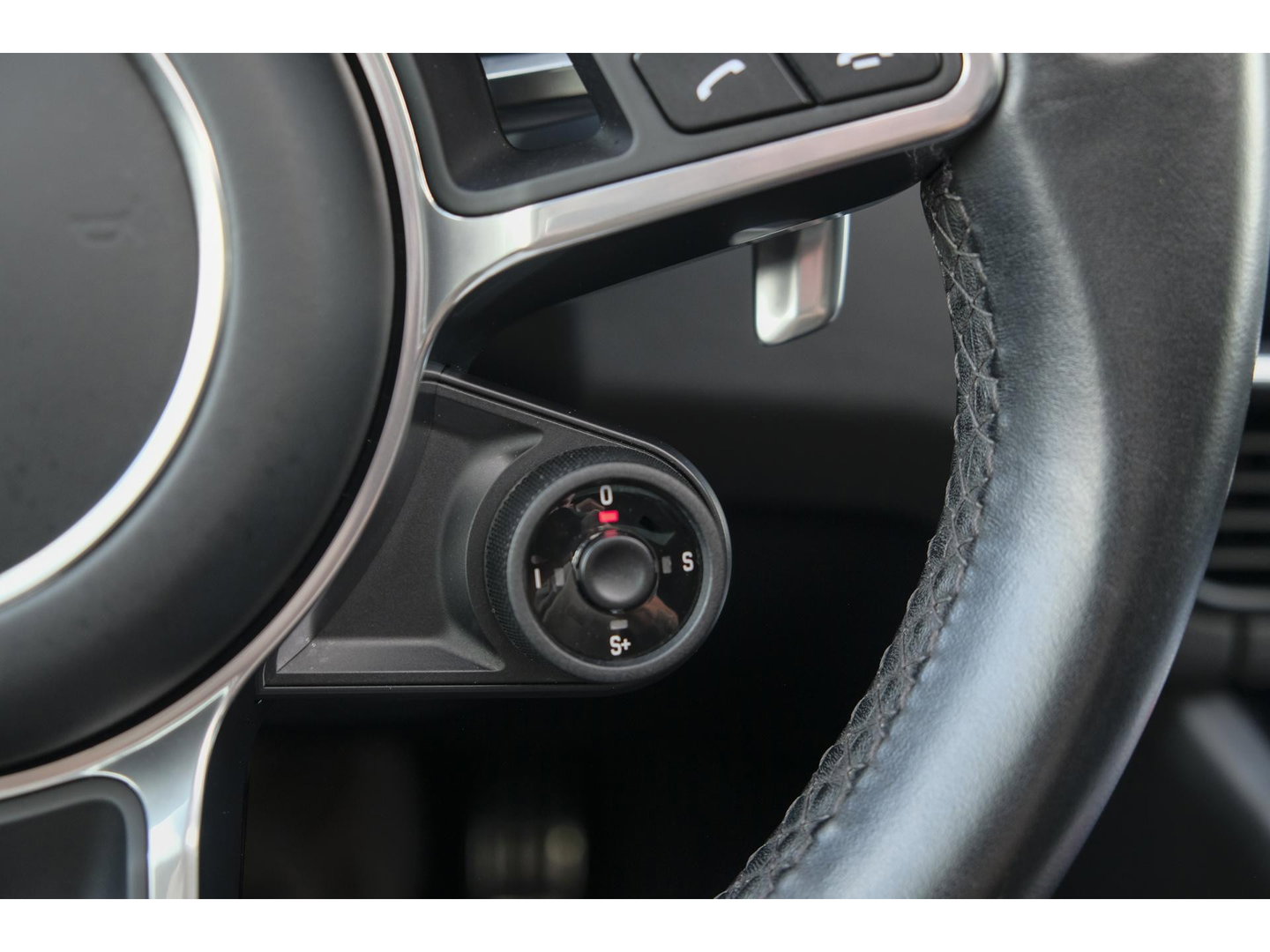 Porsche Cayenne S 2.9 V6 441pk Panoramadak Luchvering Matrix led Comfortstoelen Memory Camera 21" LMV