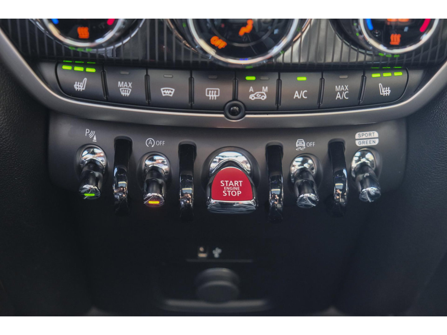 MINI Countryman 2.0 John Cooper Works 306pk ALL4 JCW Panoramadak Harman/Kardon Camera DAB NLauto NAP