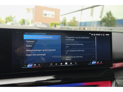 BMW M5 Touring V8 727pk Hybrid Panoramadak Keramisch Full carbon pack *BTW* NLauto VOL VOL VOL!!!