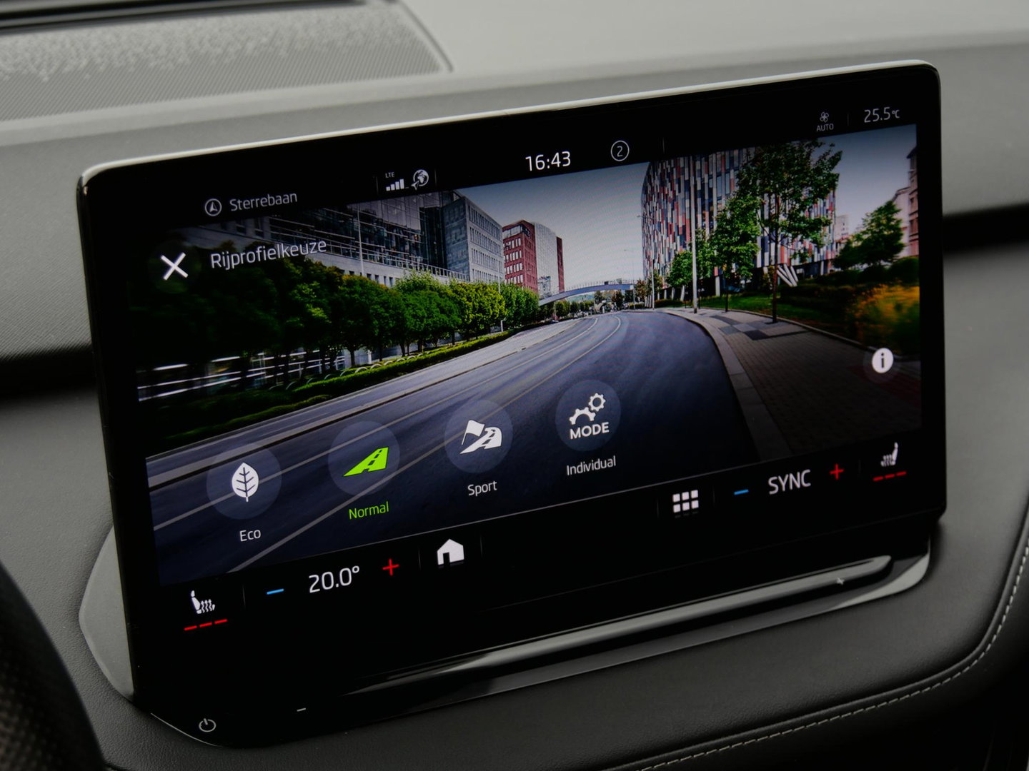 Škoda Enyaq iV 80 SPORTLINE/ ADAPTIVE/ ELEKT. KLEP/ ELEKT. STOEL/ SOH 97%