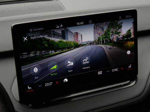 Škoda Enyaq iV 80 SPORTLINE/ ADAPTIVE/ ELEKT. KLEP/ ELEKT. STOEL/ SOH 97%