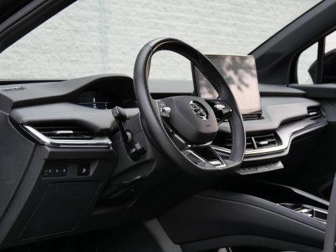 Škoda Enyaq iV 80 SPORTLINE/ ADAPTIVE/ ELEKT. KLEP/ ELEKT. STOEL/ SOH 97%