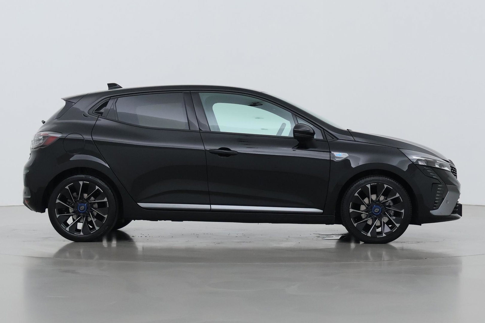 Renault Clio 1.6 E-Tech Full Hybrid 145 Esprit Alpine | Bose | Camera | BLIS | Stoel+Stuurverwarming | PDC V+A | Navigatie | Getint glas