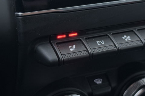 Renault Clio 1.6 E-Tech Full Hybrid 145 Esprit Alpine | Bose | Camera | BLIS | Stoel+Stuurverwarming | PDC V+A | Navigatie | Getint glas