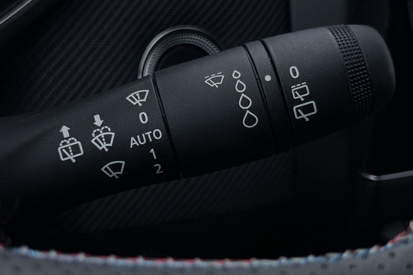 Renault Clio 1.6 E-Tech Full Hybrid 145 Esprit Alpine | Bose | Camera | BLIS | Stoel+Stuurverwarming | PDC V+A | Navigatie | Getint glas