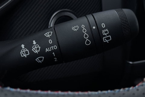 Renault Clio 1.6 E-Tech Full Hybrid 145 Esprit Alpine | Bose | Camera | BLIS | Stoel+Stuurverwarming | PDC V+A | Navigatie | Getint glas