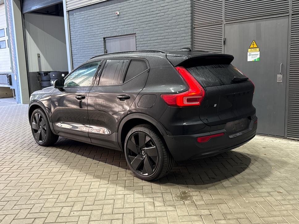 Volvo EX40 Single Motor Extended Range Plus Black Edition | 82 kWh | Harman/Kardon | Panoramadak | 360° Camera | BLIS | 20 Inch