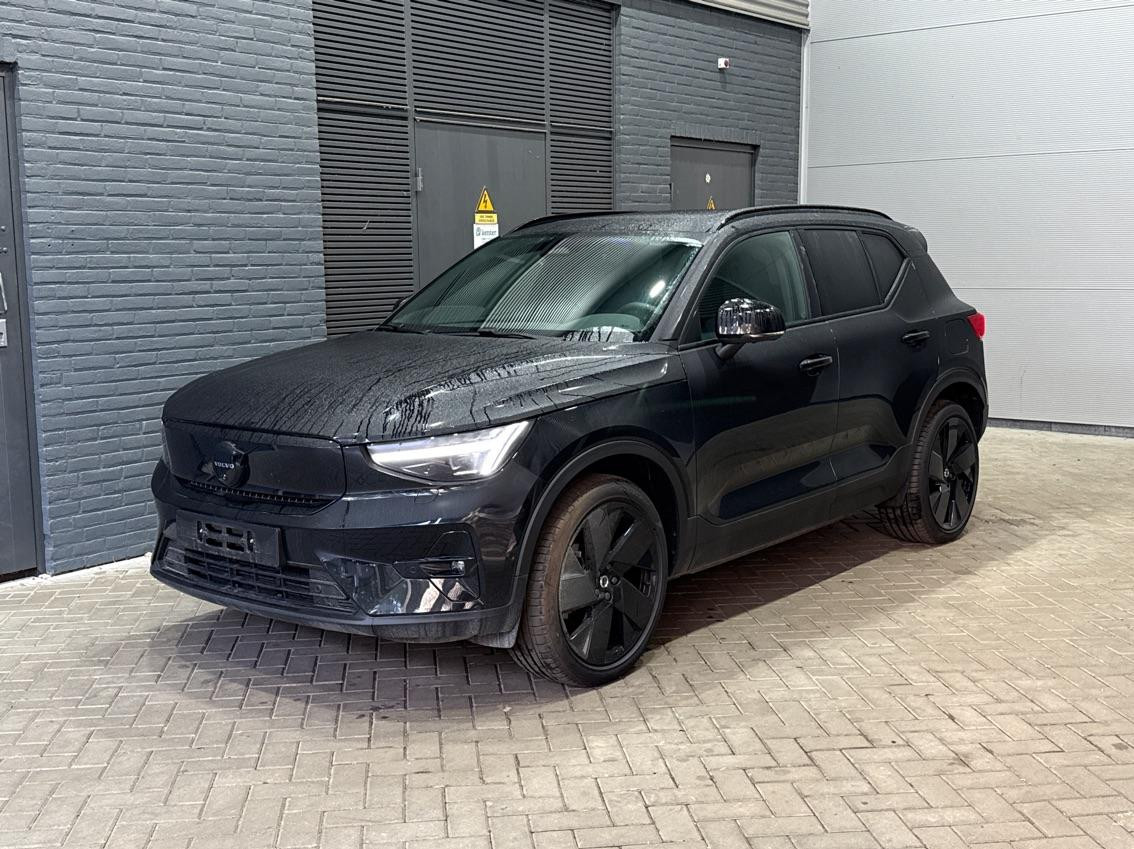 Volvo EX40 Single Motor Extended Range Plus Black Edition | 82 kWh | Harman/Kardon | Panoramadak | 360° Camera | BLIS | 20 Inch