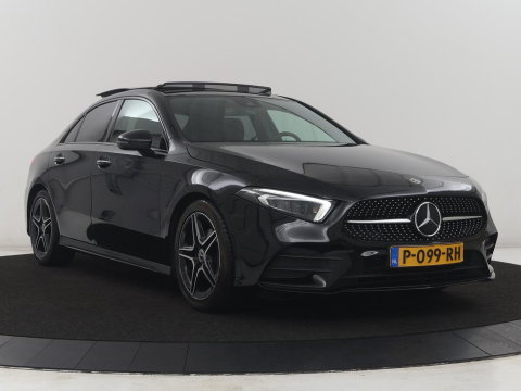 Mercedes-Benz A-Klasse 200 Business Solution AMG | Pano.Dak | Camera | Navigatie | Apple Carplay | LED