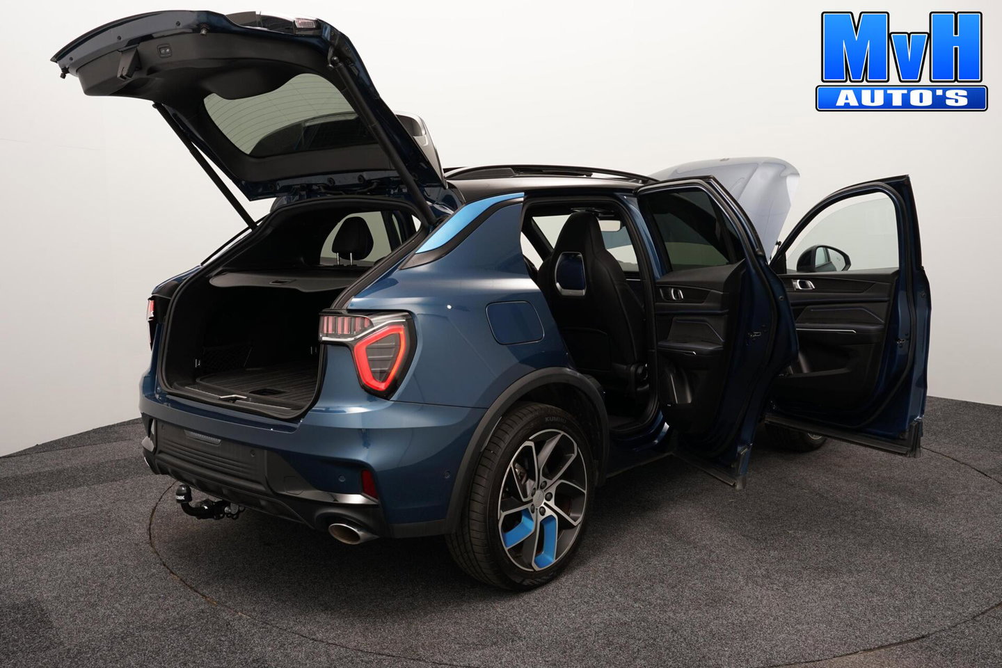 Lynk & Co 01 1.5 PHEV|ZWARTE.HEMEL|TREKHAAK|360ºCAM|SOH96%