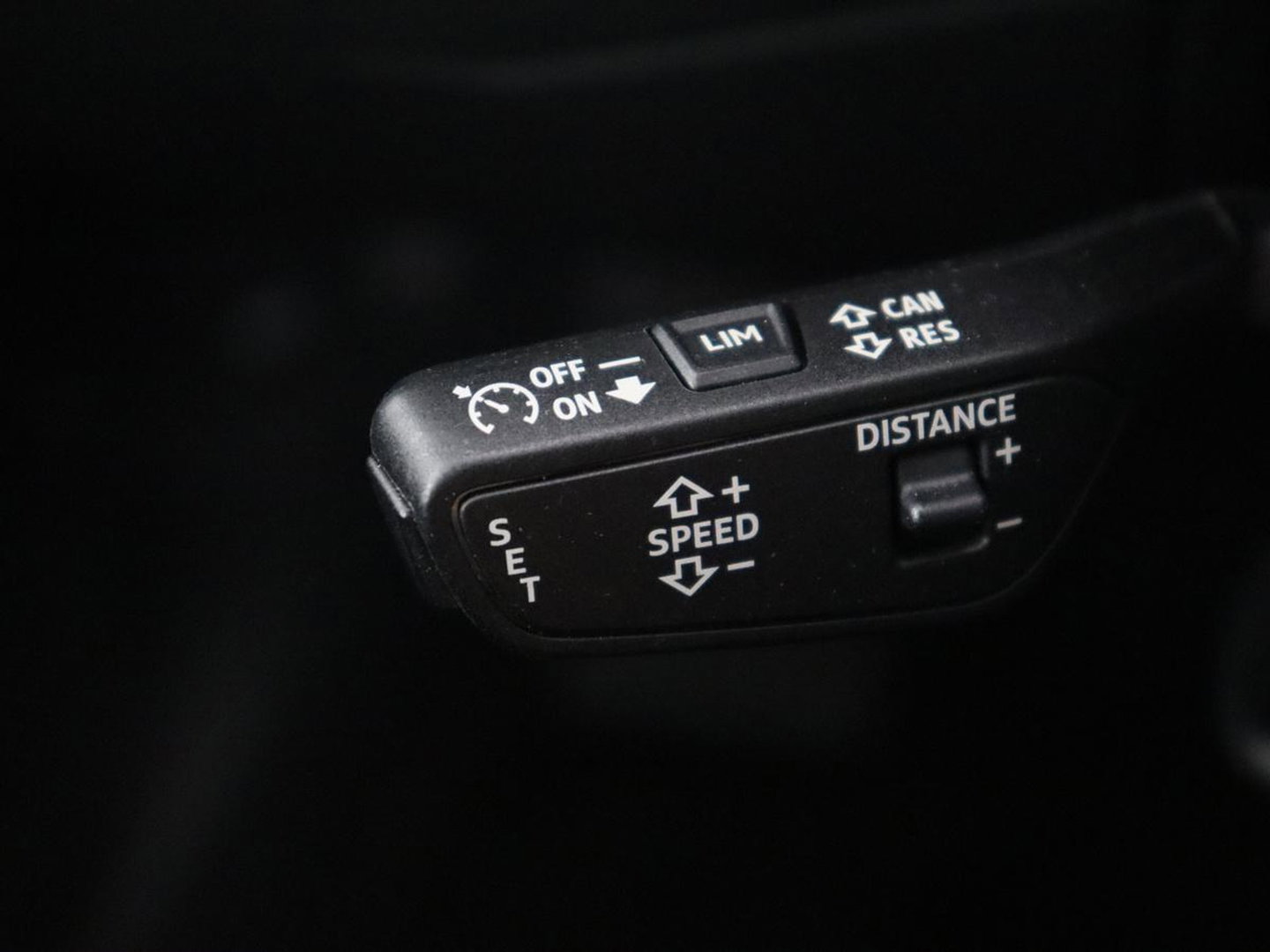 Audi A3 Sportback 30 TFSI Advanced edition | Cruise control | Camera | Park assist | Navigatie | Carplay | Climate control | Virtueel dashboard | Full LED