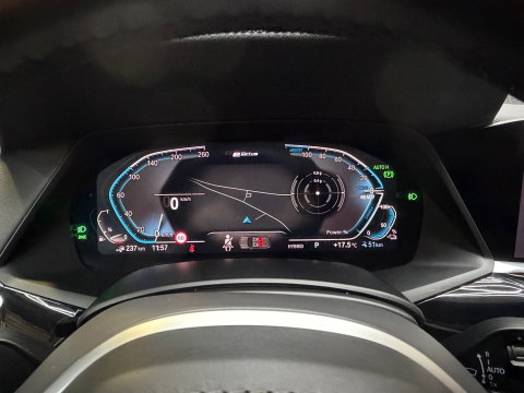 BMW X5 XDrive45e High Executive, Pano, 20"LM, Adptieve Cruise, HuD, Harman Kardon, Luchtvering, Stoel-Stuur en Achterbank verw.