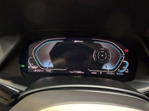 BMW X5 XDrive45e High Executive, Pano, 20"LM, Adptieve Cruise, HuD, Harman Kardon, Luchtvering, Stoel-Stuur en Achterbank verw.